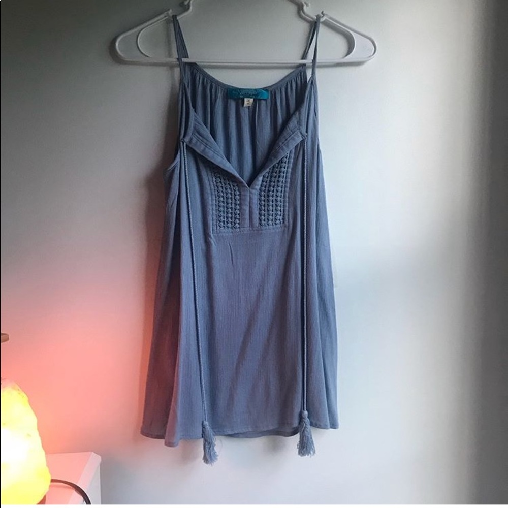 Cute blue Francesca’s  top